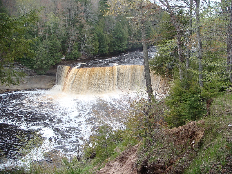 284 Memorial Day [2008 May 23].JPG - Scenes from Tahquanemon Falls in the Michigan Upper Peninsula.